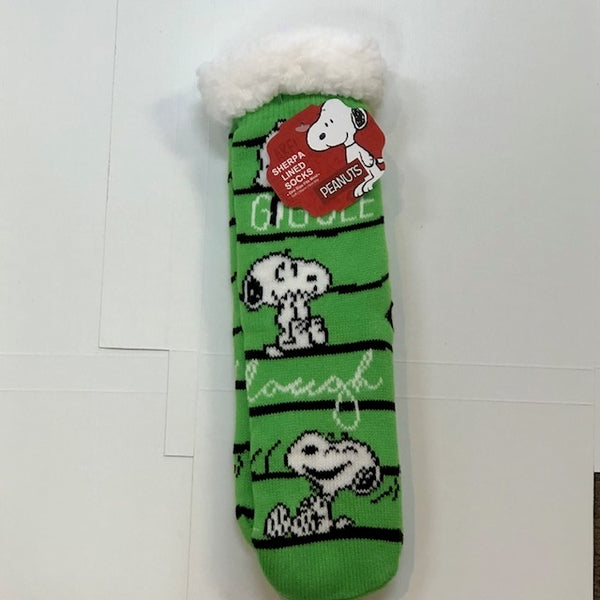Peanuts Sherpa Slipper Socks - Snoopy Laugh Green Stripe