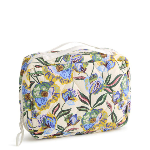 Travel Organizer with Cream Background and blue and green flowers